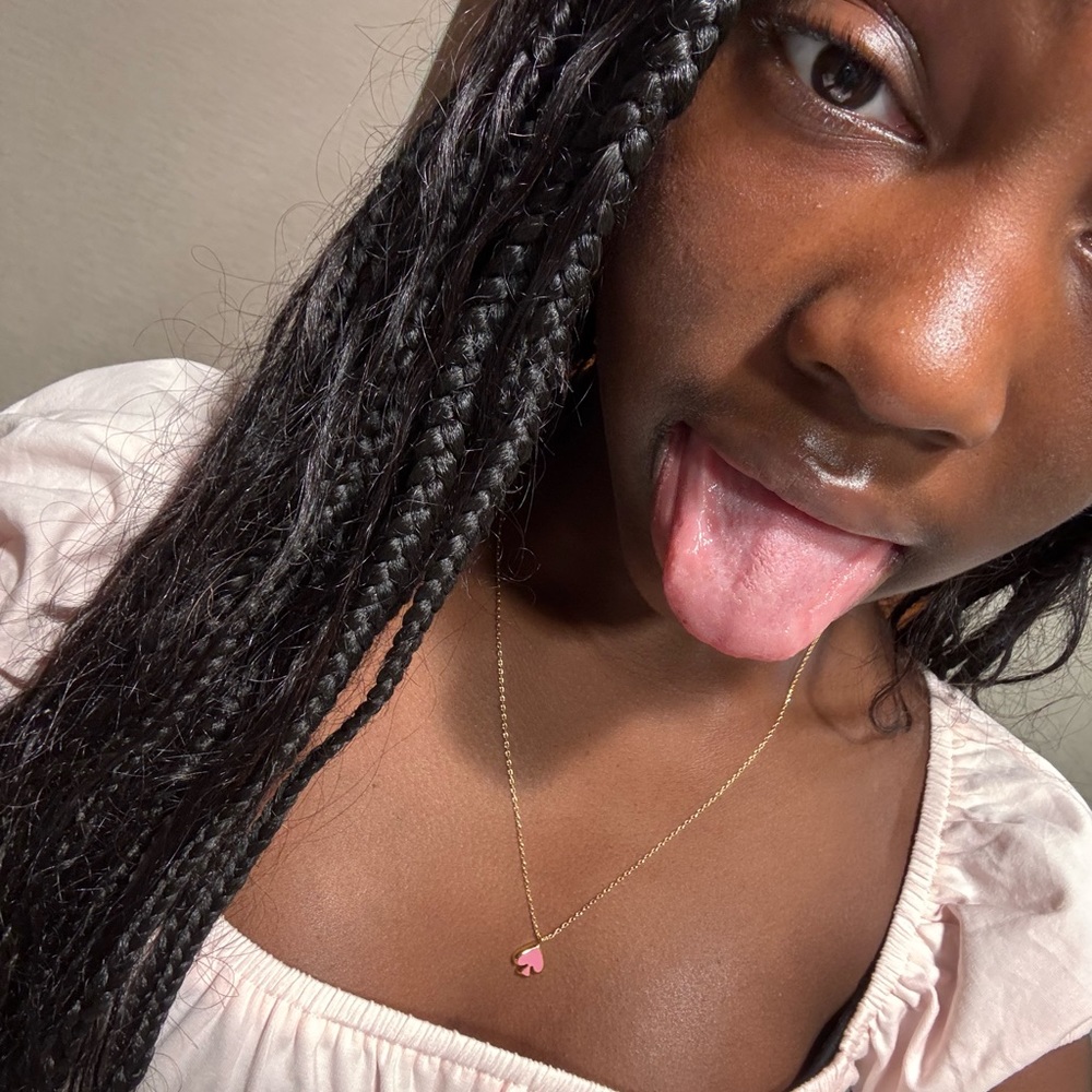 Meet your Posher, Madi